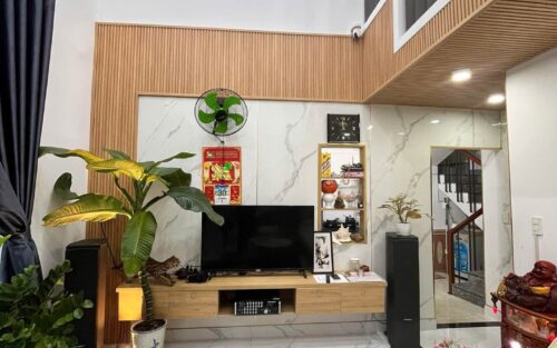 Bán Nhà 2 Tầng Điện Biên Phủ - Ngang 8,8 M nở hậu - Giá 4,2 Tỷ